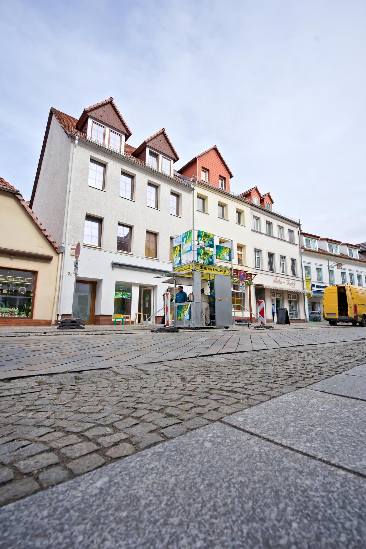 Die Erinnerungswerkstatt "Ist die Wende zu Ende" an ihrer Station in Spremberg, März 2024.